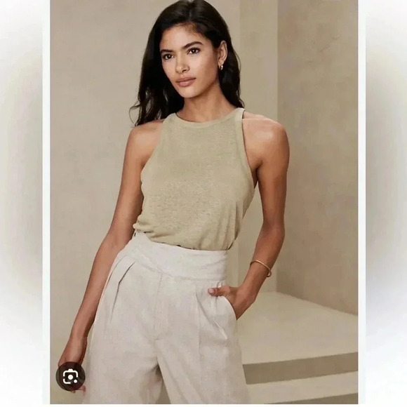 Banana Republic Tops - Banana Republic 100% Linen  Tank Top